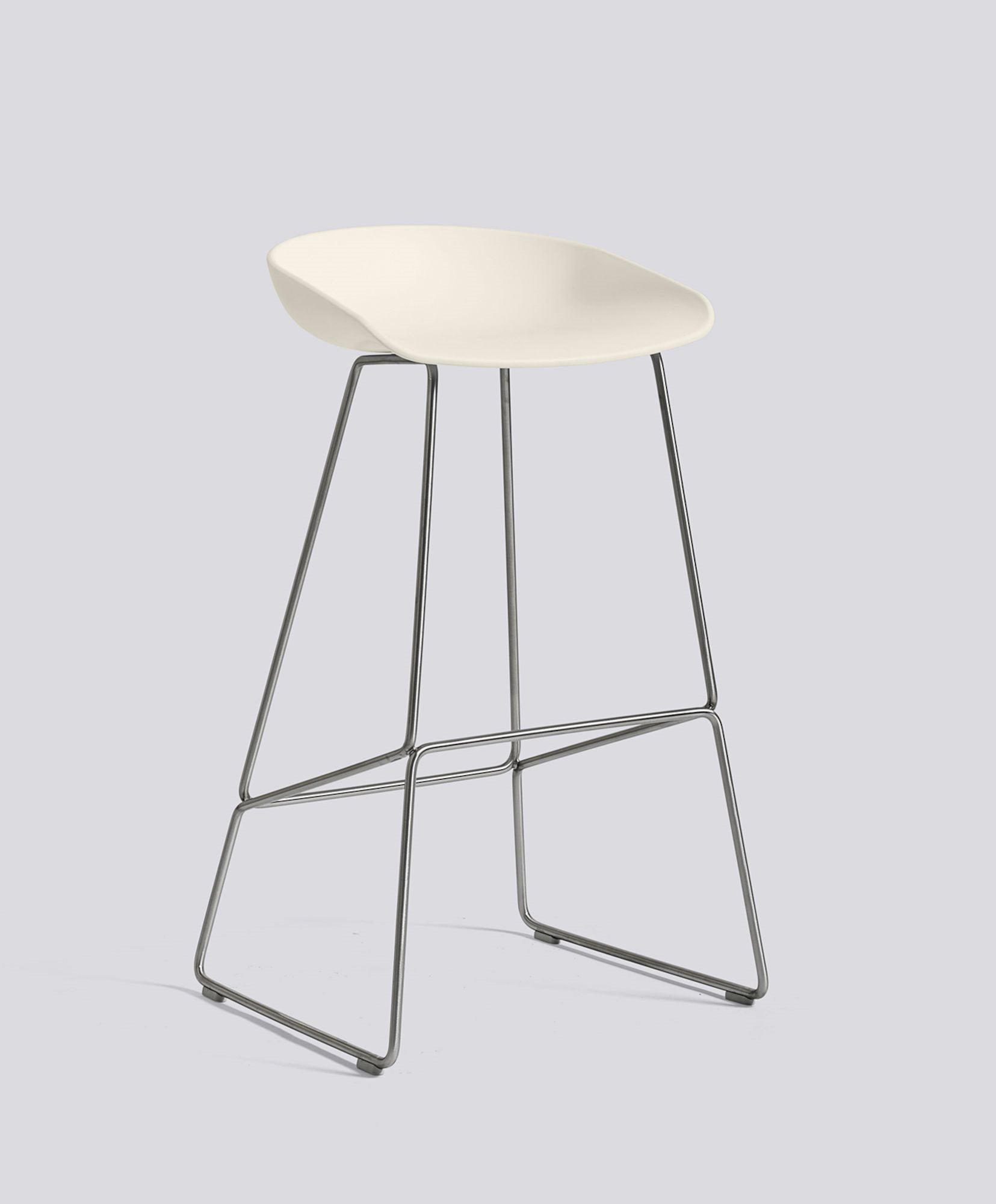 About A Stool AAS38 64cm - Polypropylene