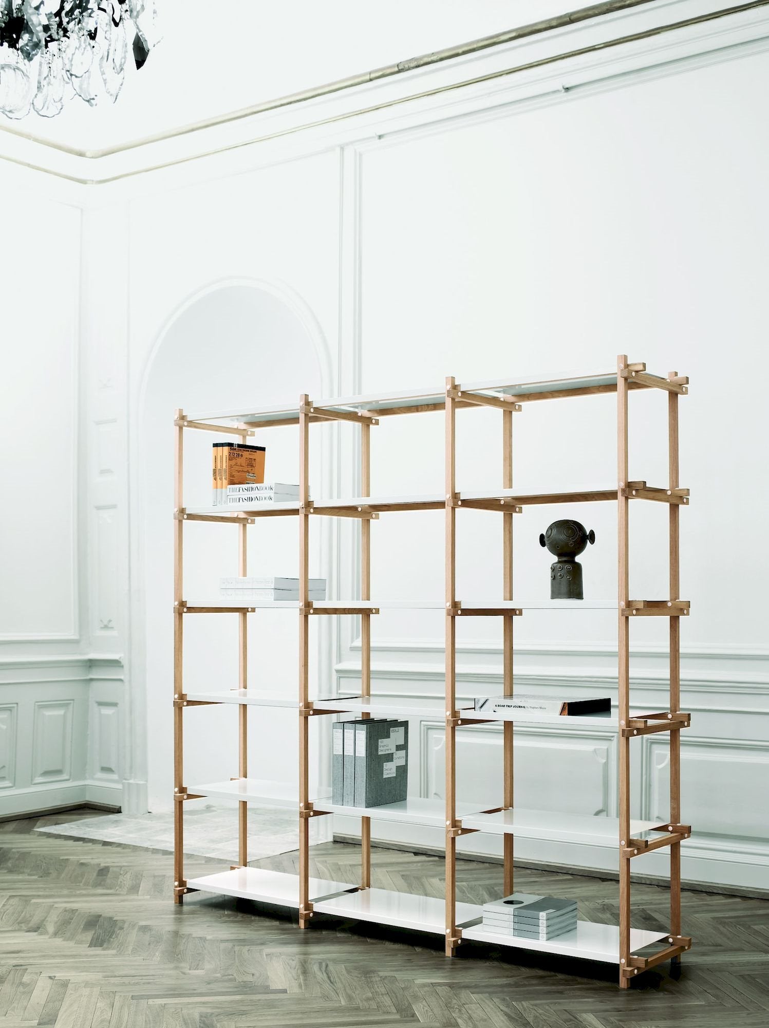 Woody Shelf Unit High