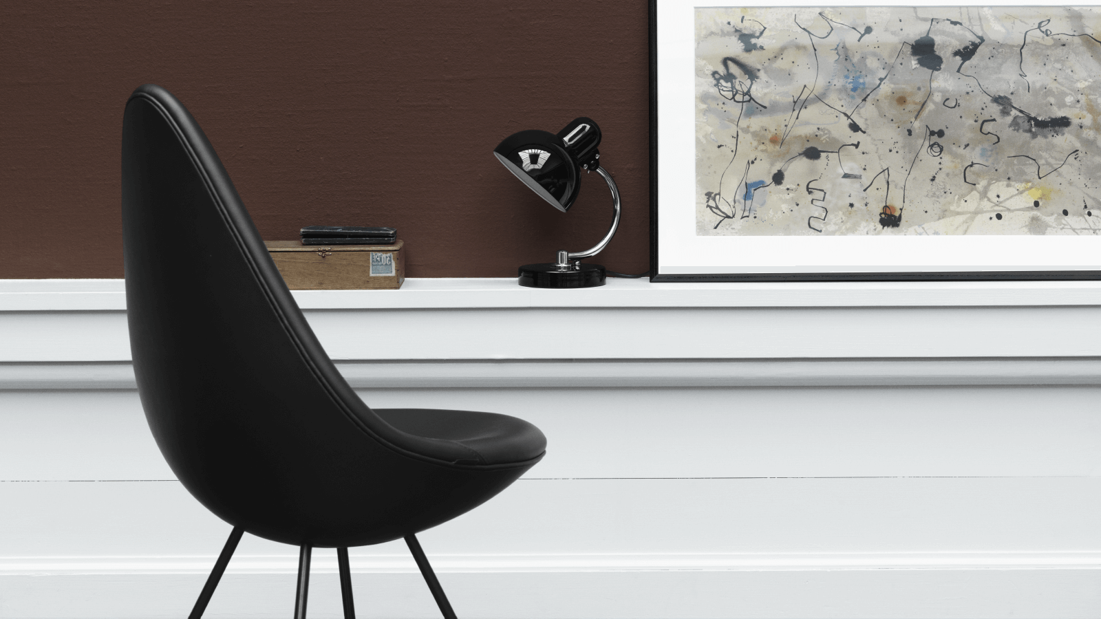 Drop Chair - Black Edition