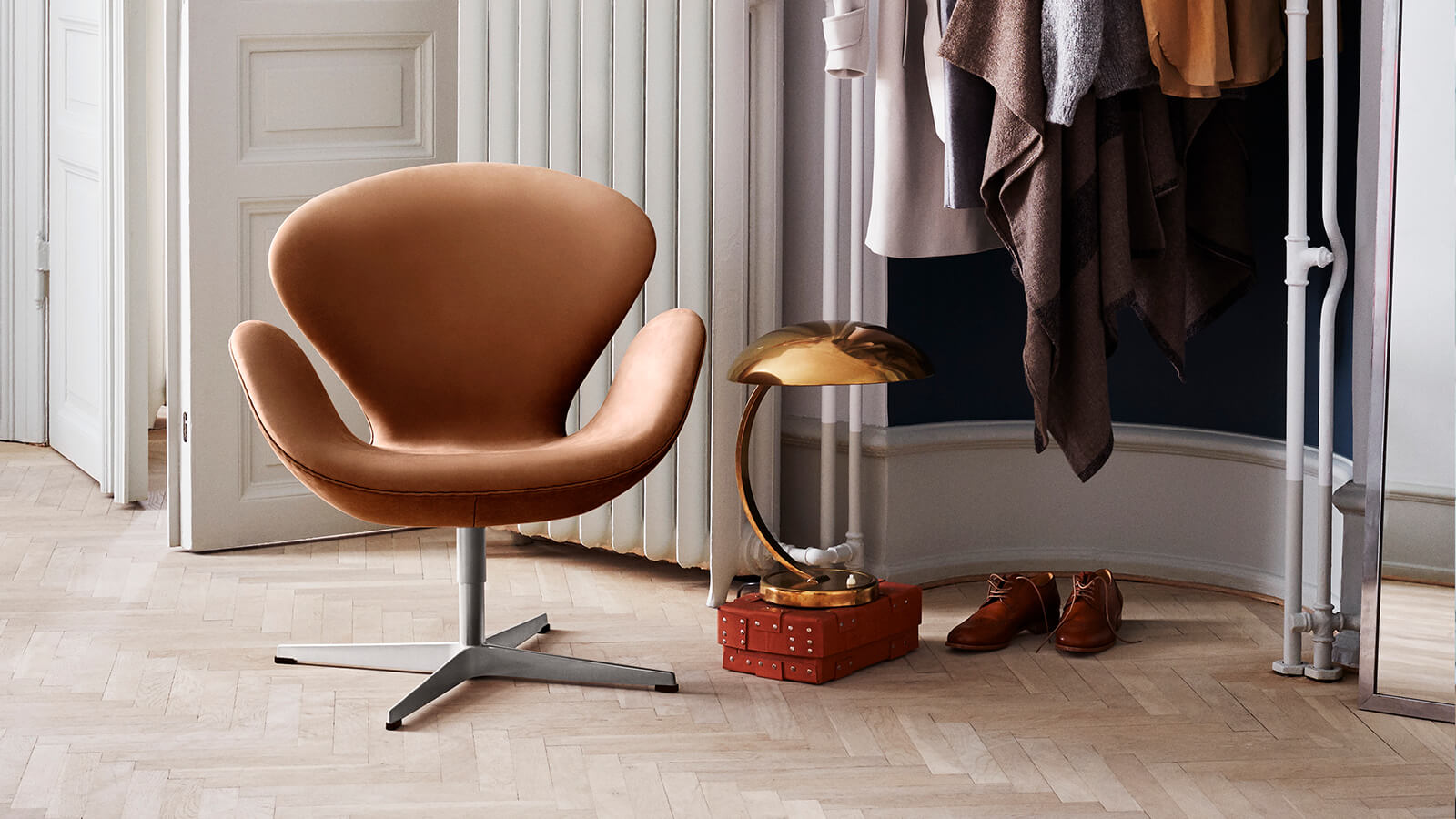 Swan Chair