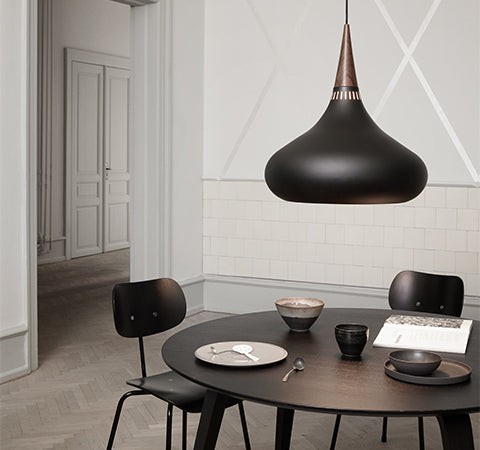 Orient P2 Pendant - Black
