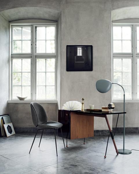 Cobra Floor Lamp