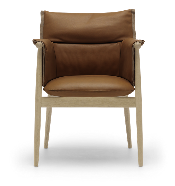E005 Embrace Chair