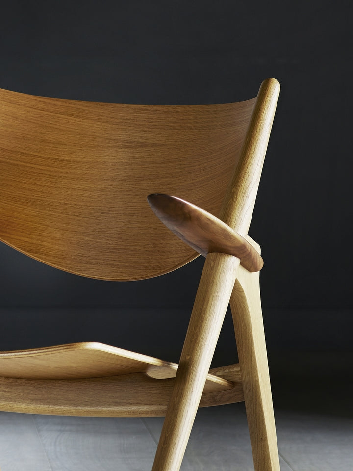 CH28 Lounge Chair - Upholstered Seat