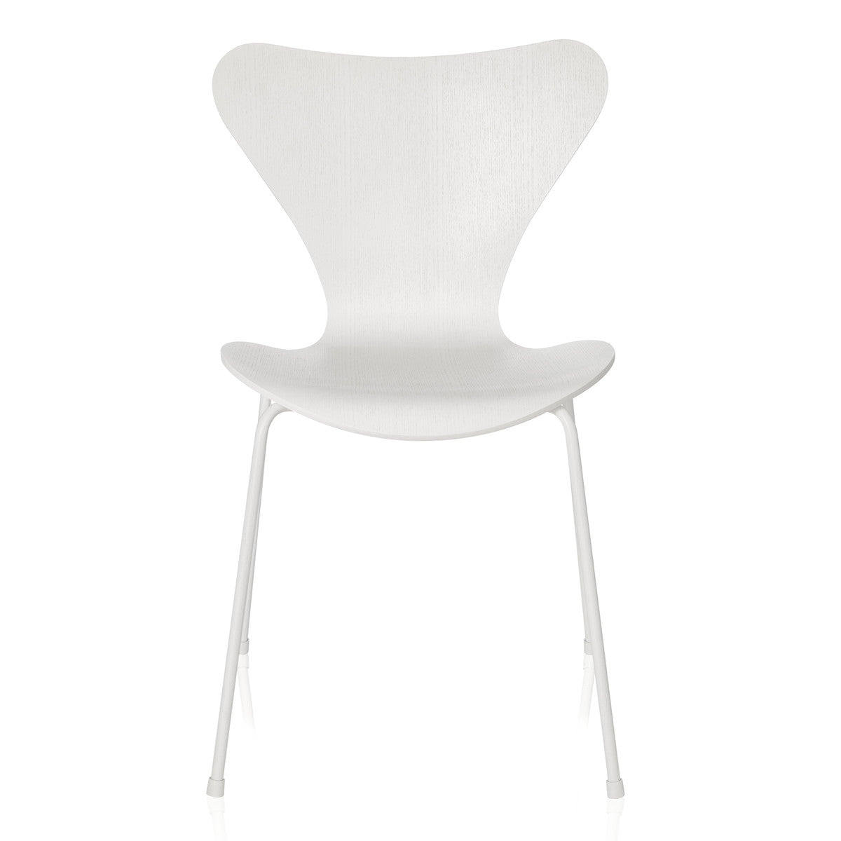 Series 7 chair monochrome