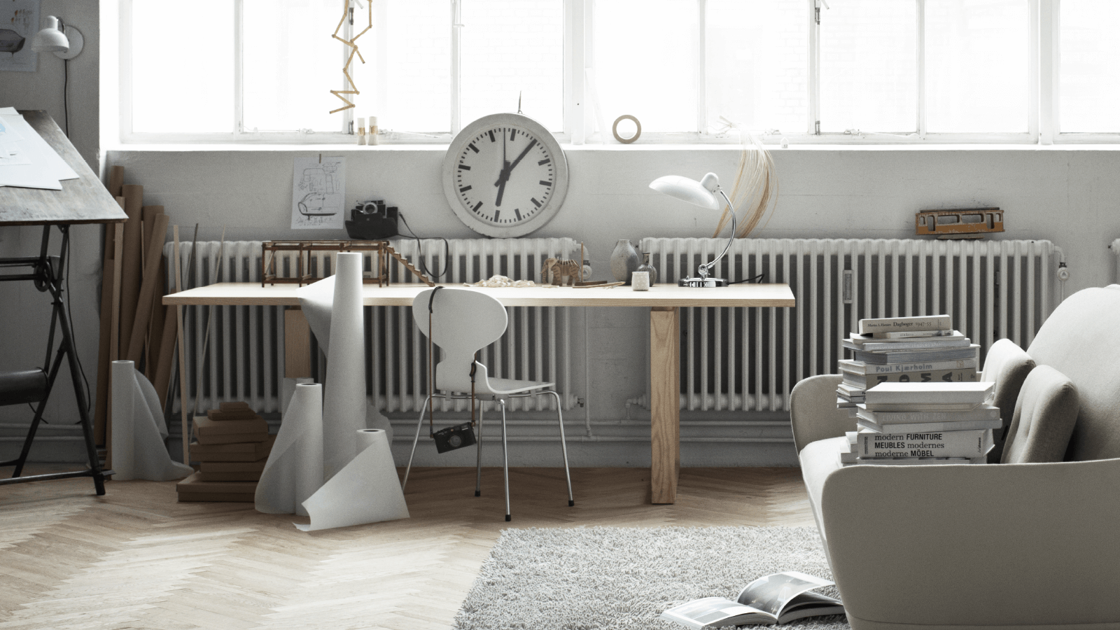 Ant Stackable Chair 3 Legs Unuph