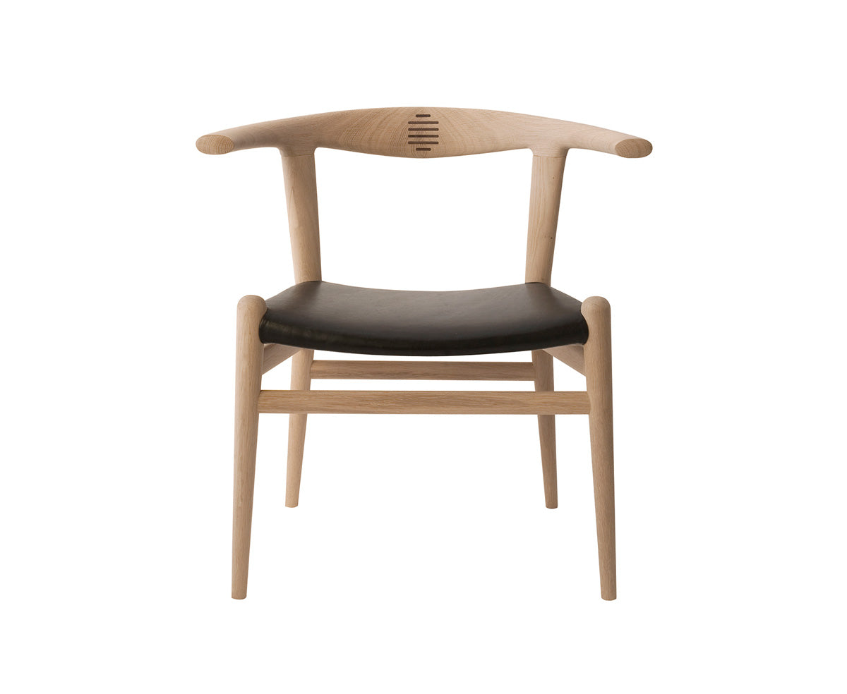 PP518 Bull Chair