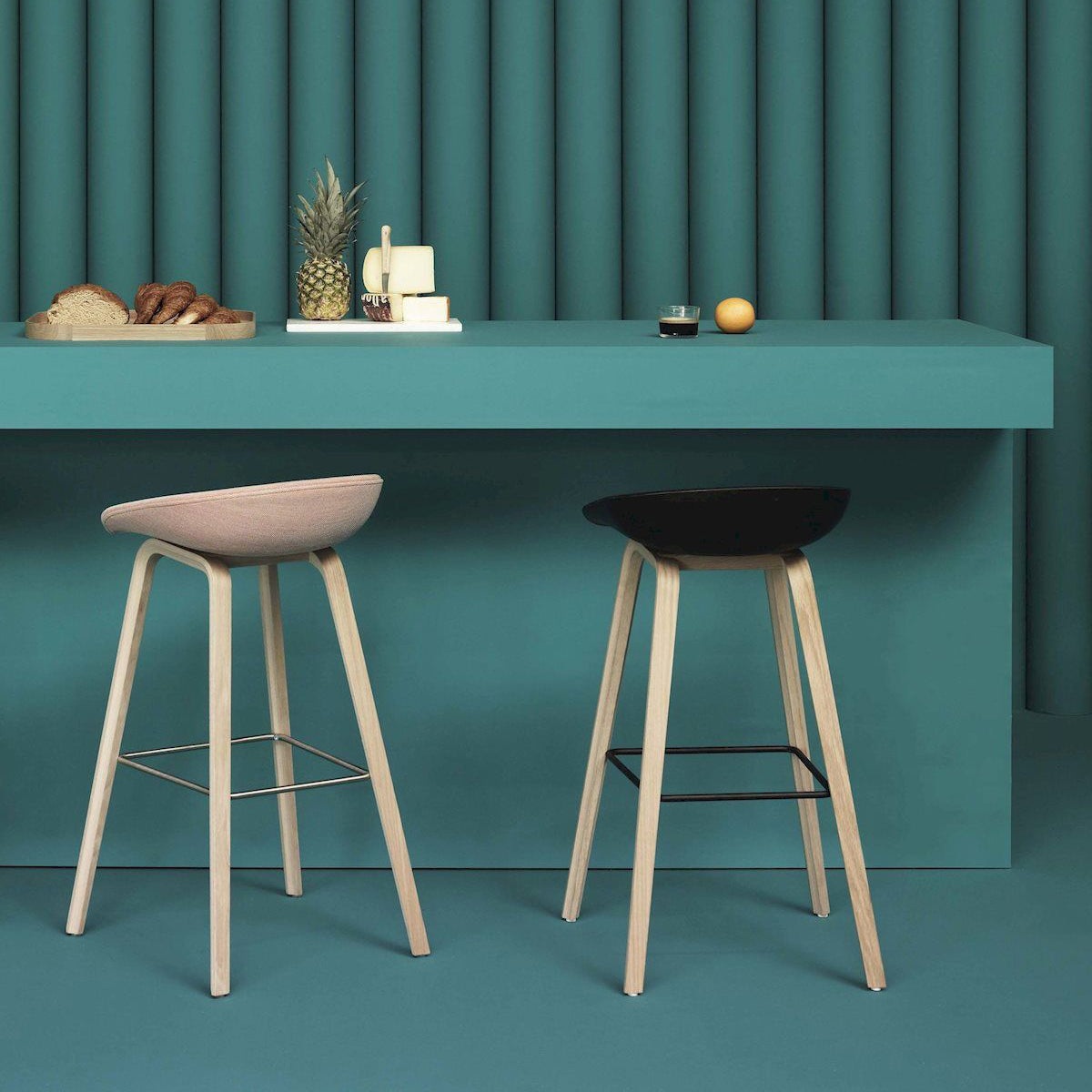 AAS32 Stool - Bar Height, Front Upholstery