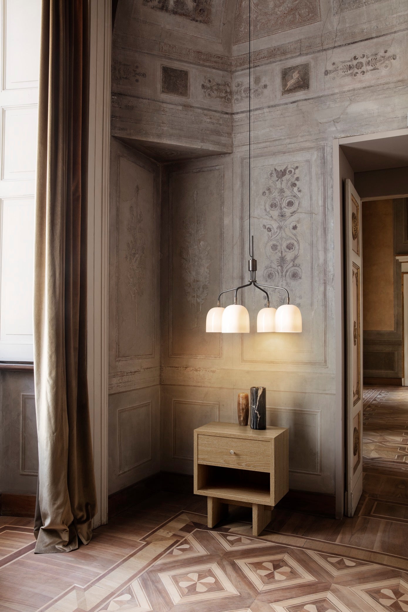 Howard Chandelier - 4-Arm Short