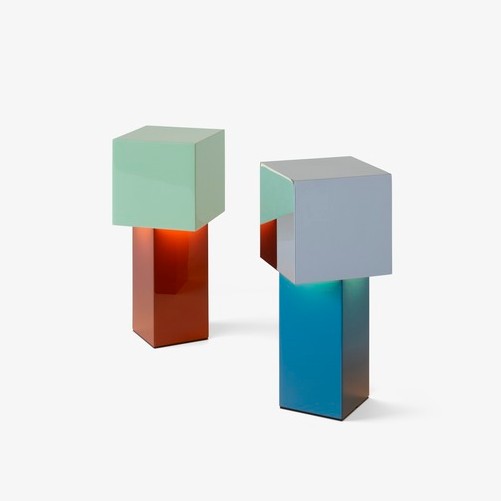 Pivot ATD7 Portable Lamp