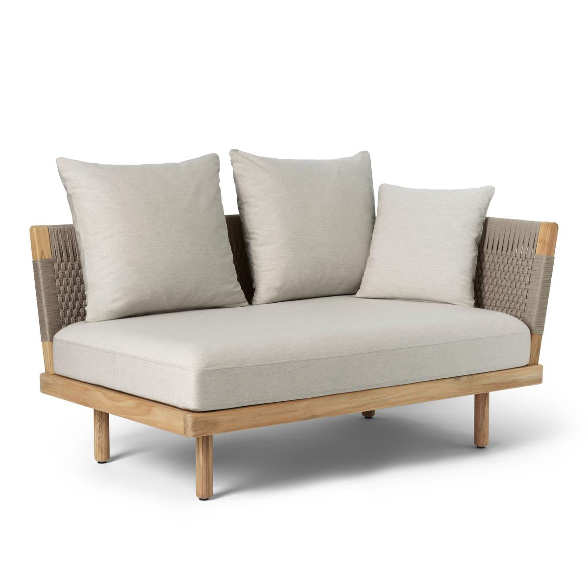 E511 Embrace Outdoor Lounge w. Arm- Teak