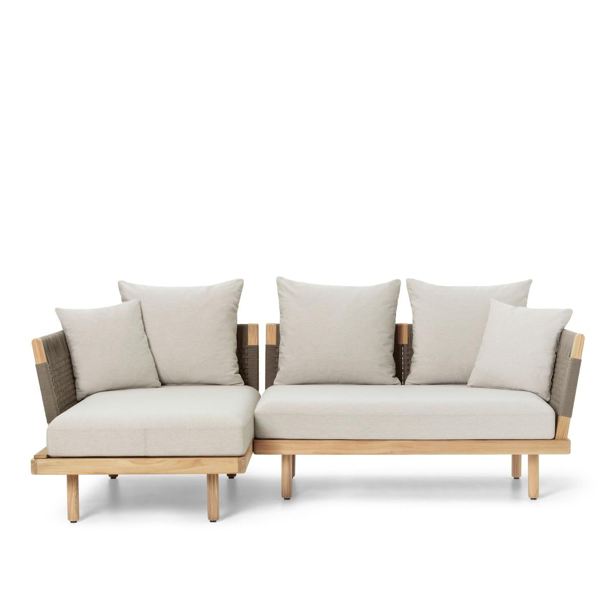 E541 Embrace Outdoor Lounge w. Arm- Teak