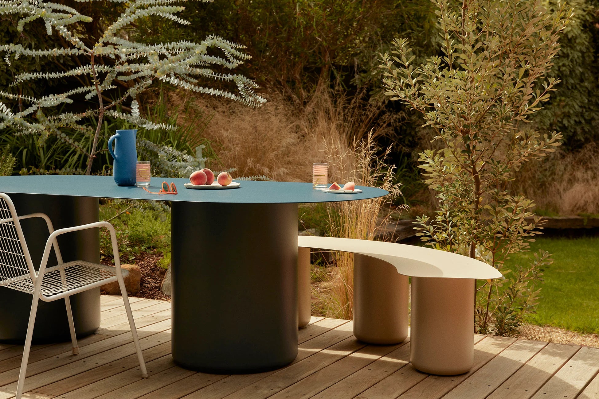 Sequence Curved Bench Large - Outdoor