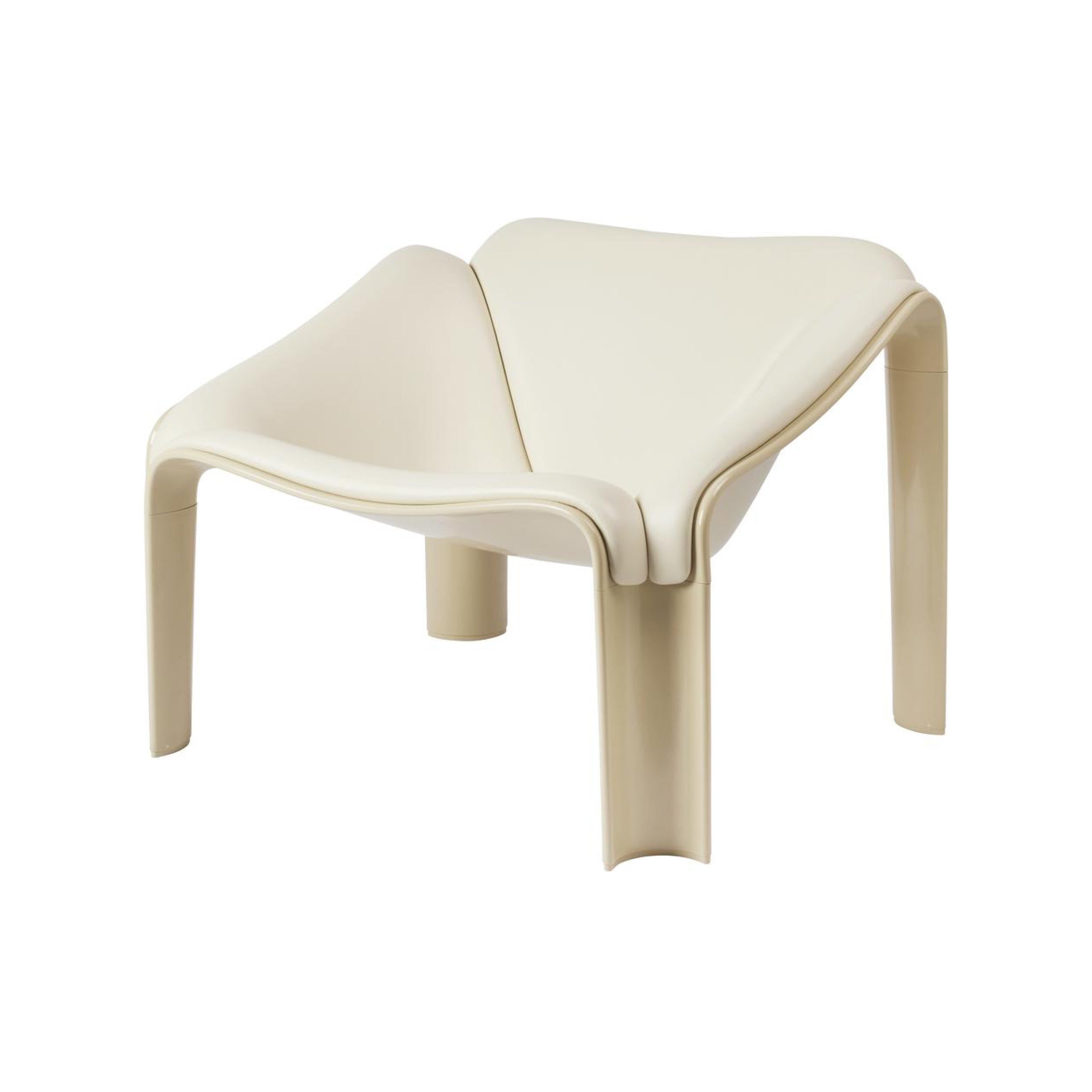 F300 Lounge Chair - Front Upholstered