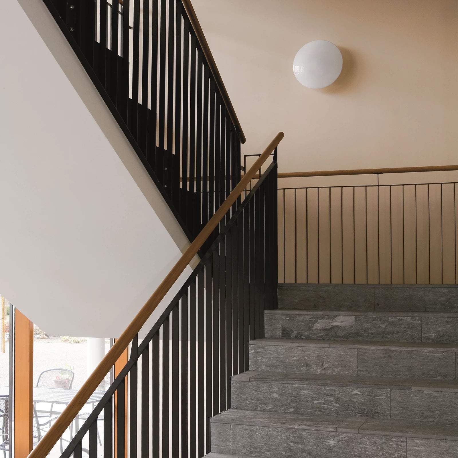 AJ Eklipta, Wall and Ceiling, 220mm.