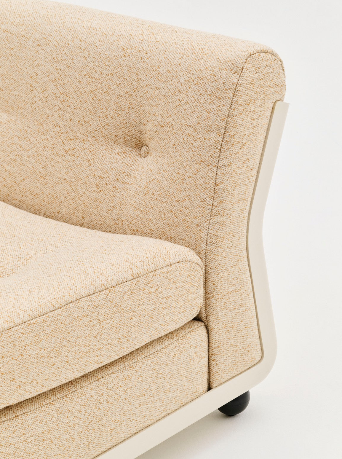 Amanta Sofa 4 Seater