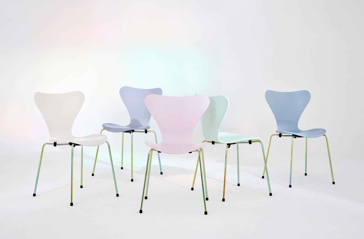 Fritz Hansen 7:14 AM Limited Edition