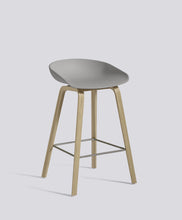 AAS32 Stool - Bar Height, Front Upholstery