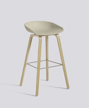 AAS32 Stool - Bar Height, Front Upholstery
