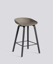 AAS32 Stool - Bar Height