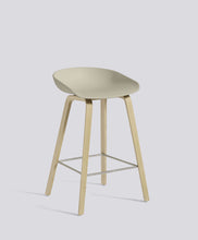 AAS32 Stool - Bar Height, Front Upholstery