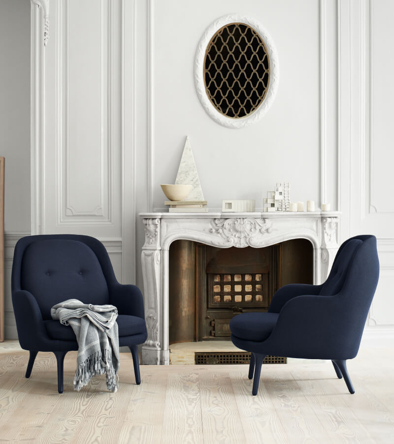 Fri Easy Chair - Brushed Aluminium