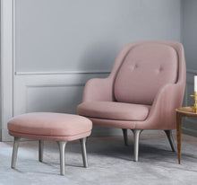 Fri Easy Chair - Brushed Aluminium