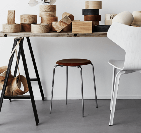 Dot Stool, Walnut Leather
