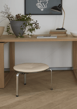 PK33 Stool