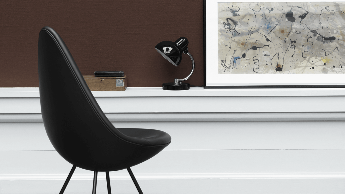 Drop Chair - Black Edition