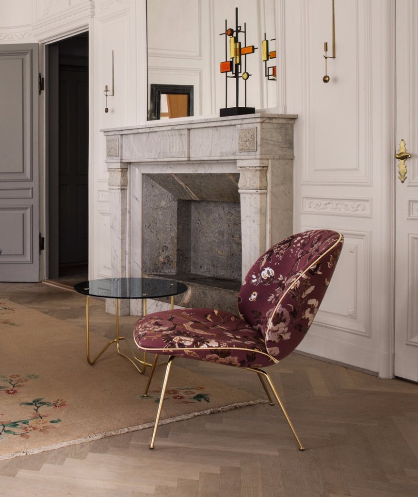 Beetle Lounge, Black Matt Conic Base