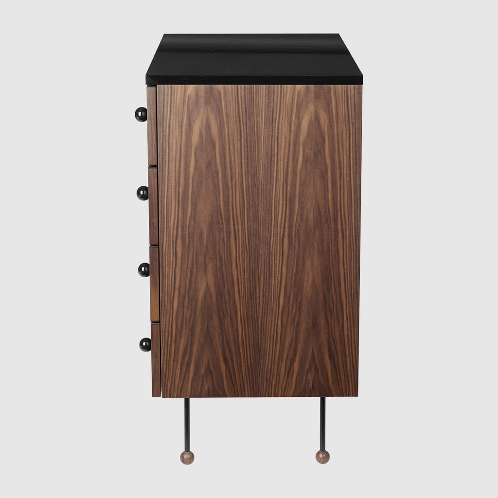 Grossman 62 Dresser, 4 Drawer