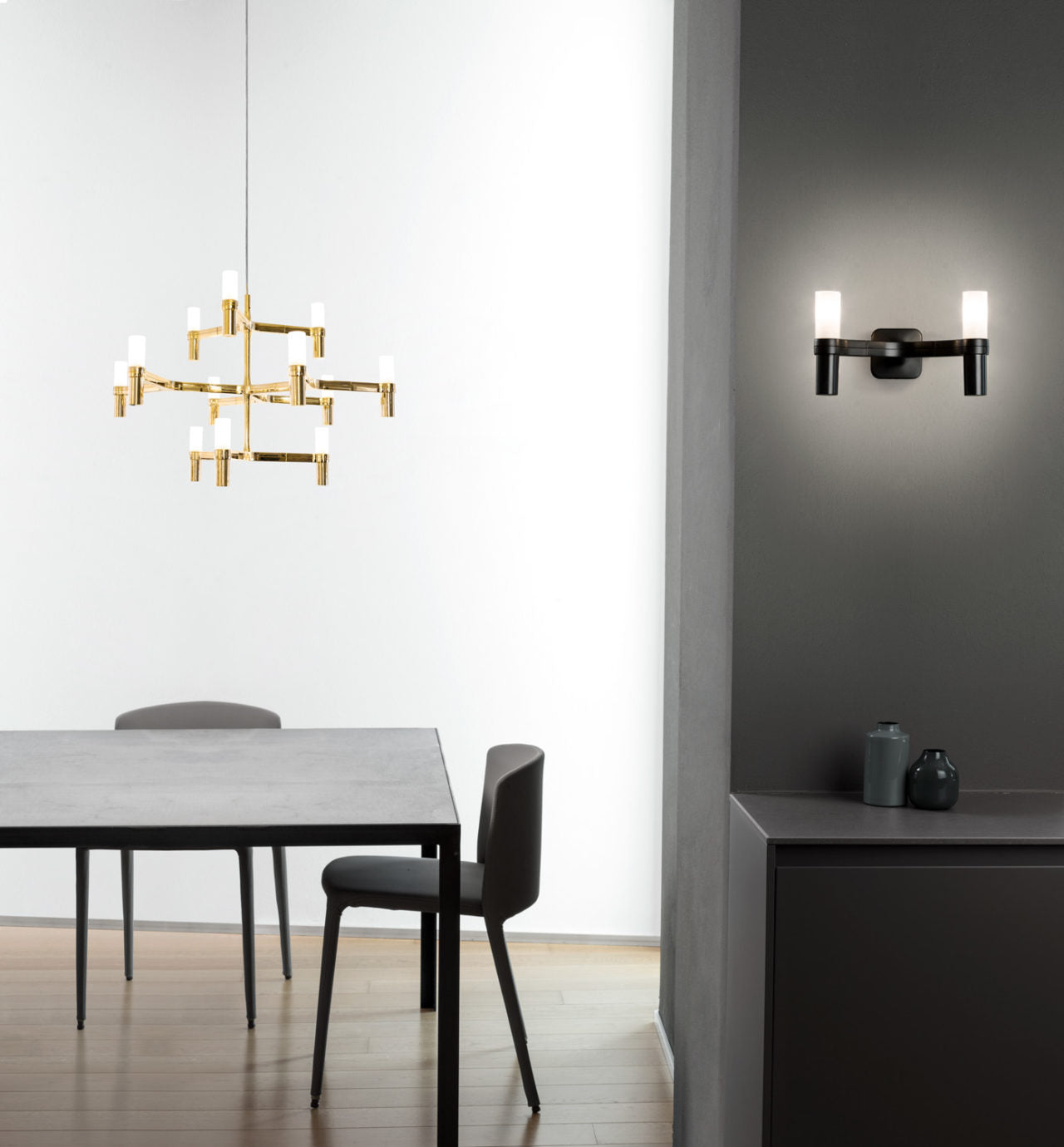 Crown Wall Light, 2 Arms