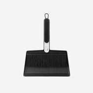 Vipp274 Broom and Dustpan - Black