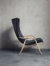 FH429 Signature Chair