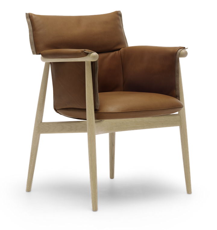 E005 Embrace Chair