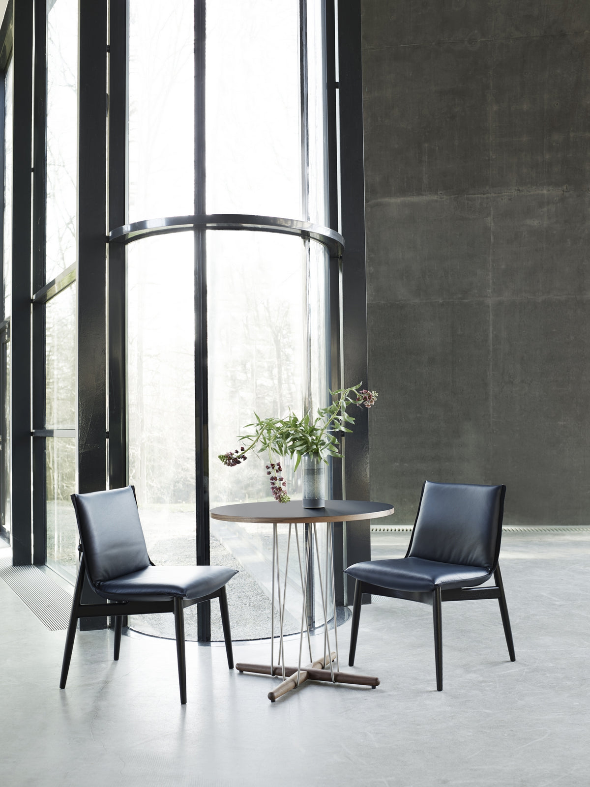 E020 Embrace Table - Ø79.50 cm
