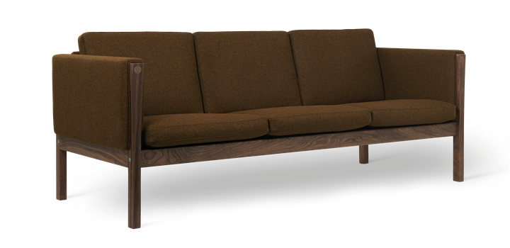 CH163 3 seat sofa in Walnut