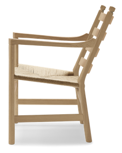 CH44 easy chair