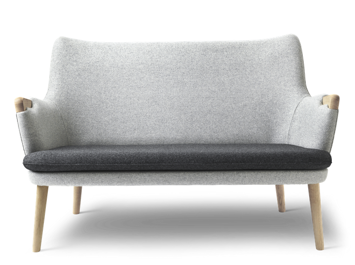 CH72 Sofa (Excl. Cushion)