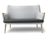CH72 Sofa (Excl. Cushion)
