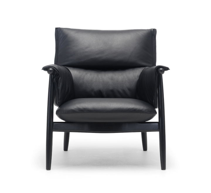 E015 Embrace Lounge Chair