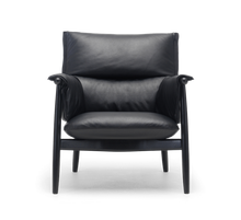 E015 Embrace Lounge Chair