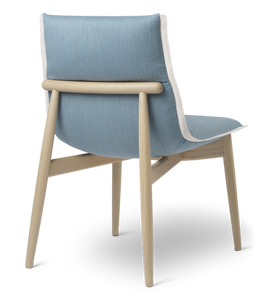 E004 Embrace Chair