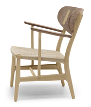 CH22 Lounge Chair