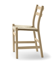 CH47 chair