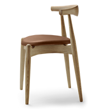 CH20 Elbow Chair