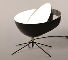 Saturn Table Lamp