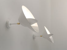 Petite Saturne Black Wall Mounted