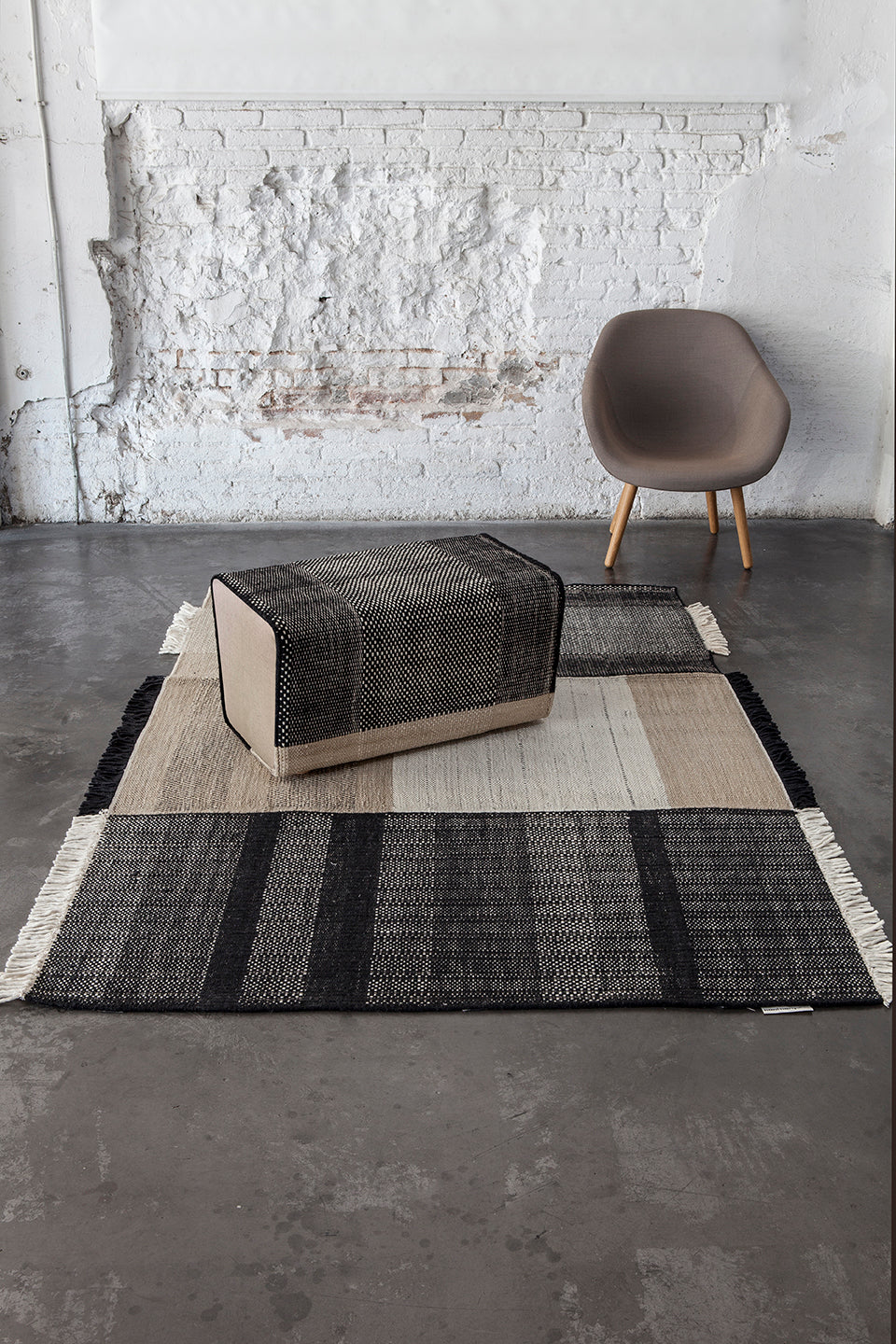 Tres Texture Chocolate Rug - 300x400cm